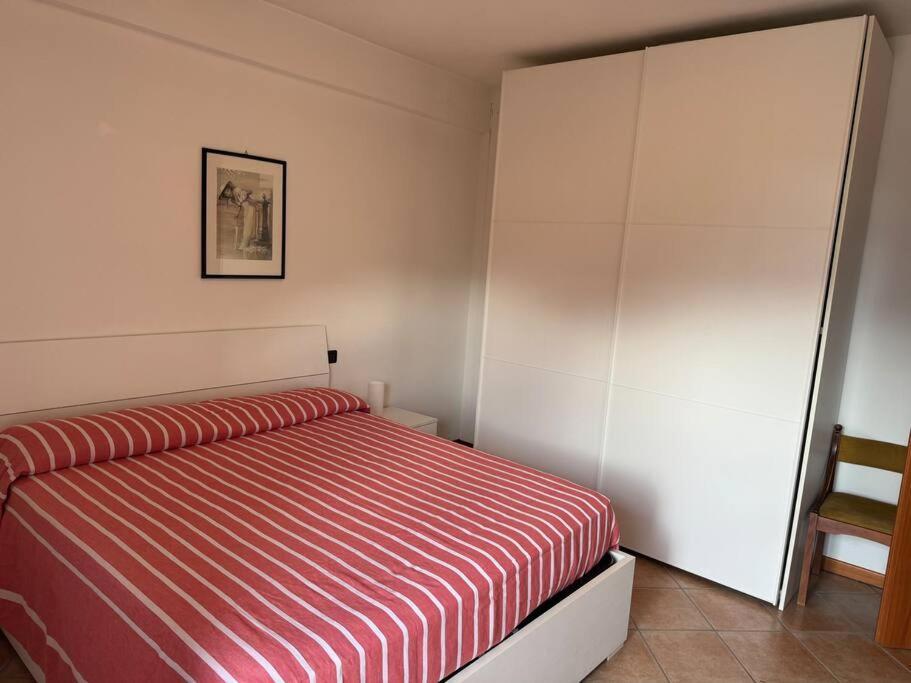 Suite Panoramica Casa Vacanza Di Alex G Oltre il Colle エクステリア 写真